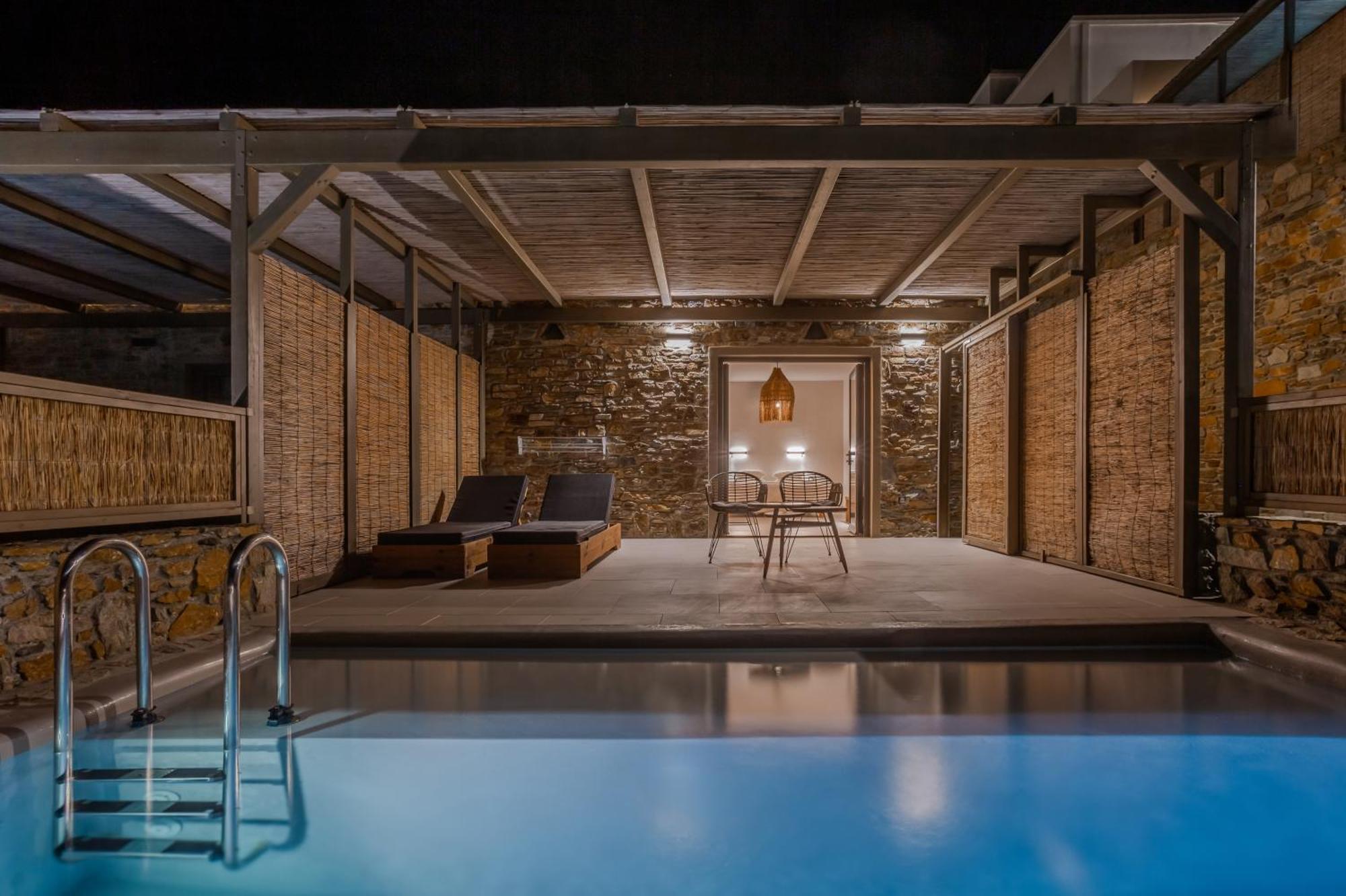 Amal Kythnos Suites מראה חיצוני תמונה
