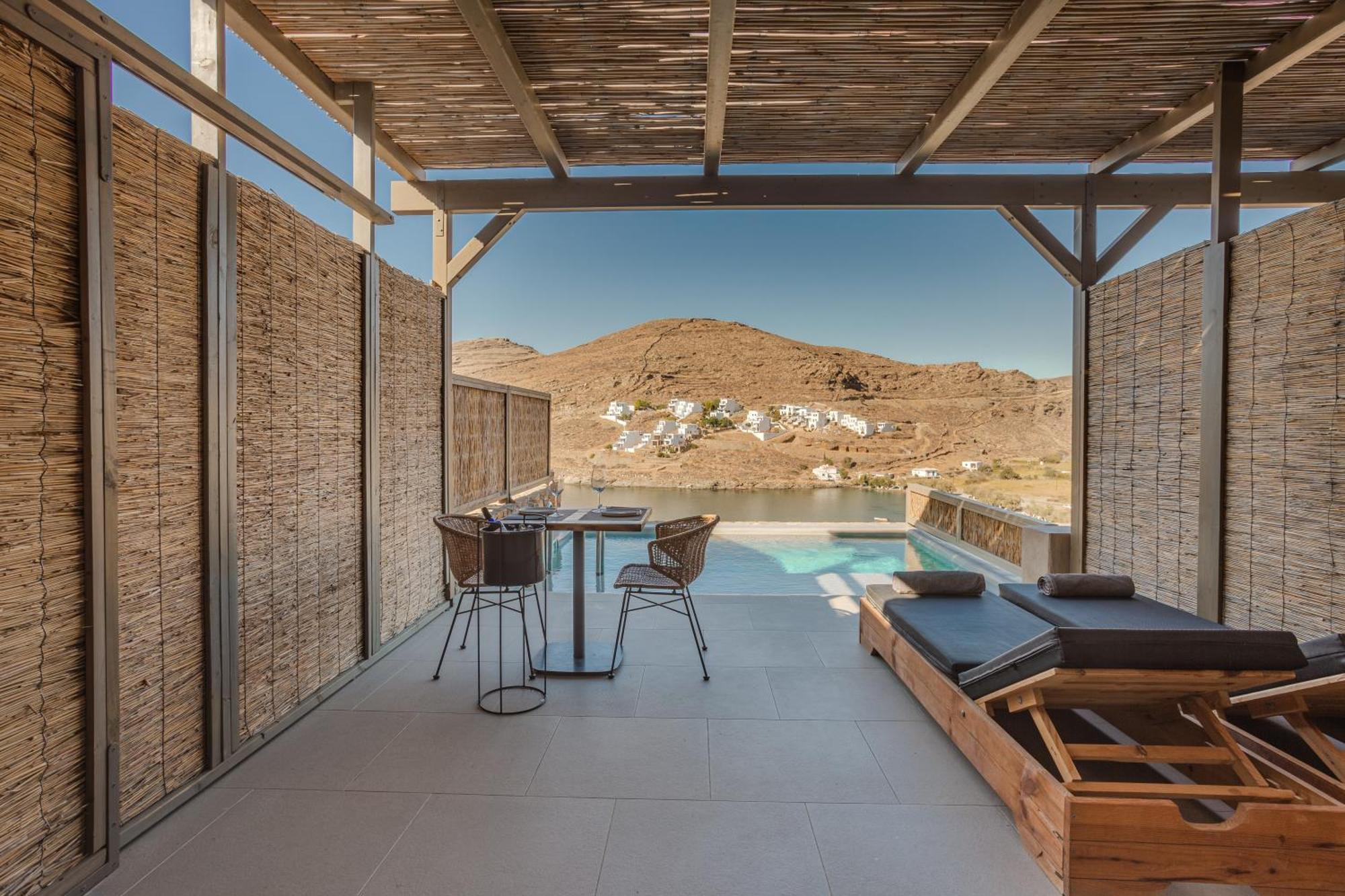 Amal Kythnos Suites מראה חיצוני תמונה