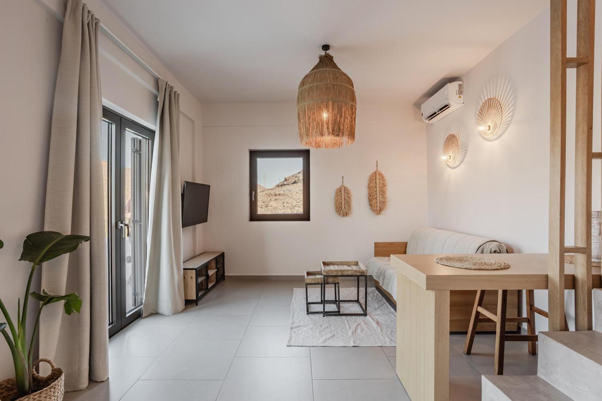 Amal Kythnos Suites מראה חיצוני תמונה