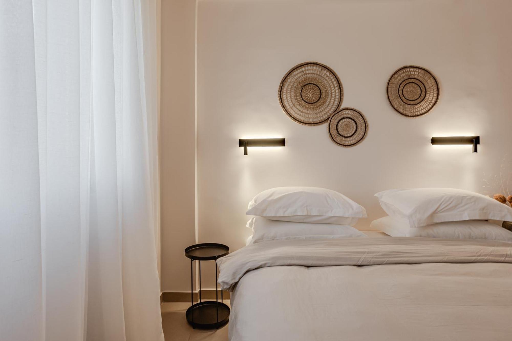 Amal Kythnos Suites מראה חיצוני תמונה