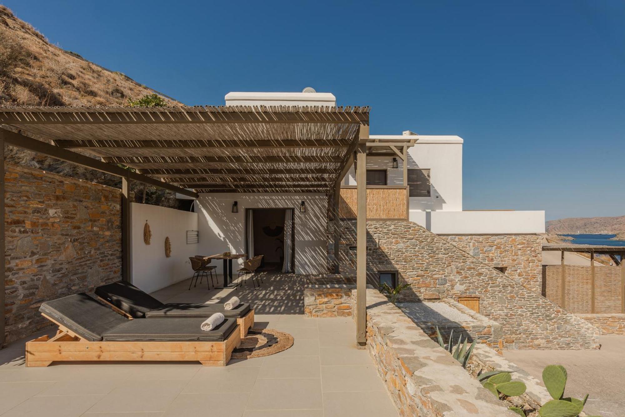 Amal Kythnos Suites מראה חיצוני תמונה