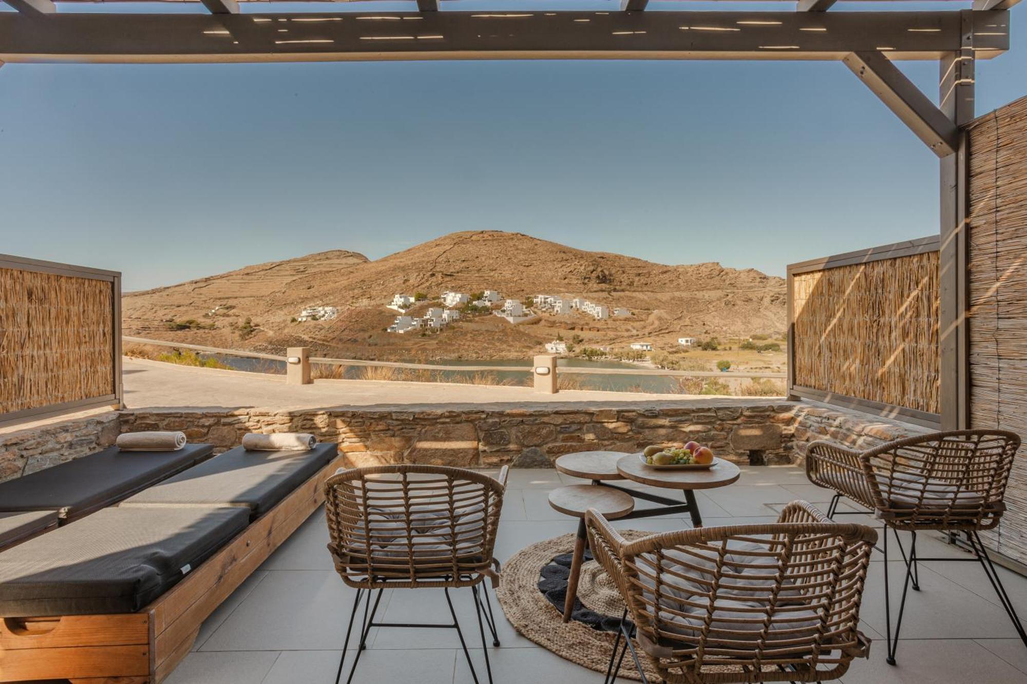 Amal Kythnos Suites מראה חיצוני תמונה