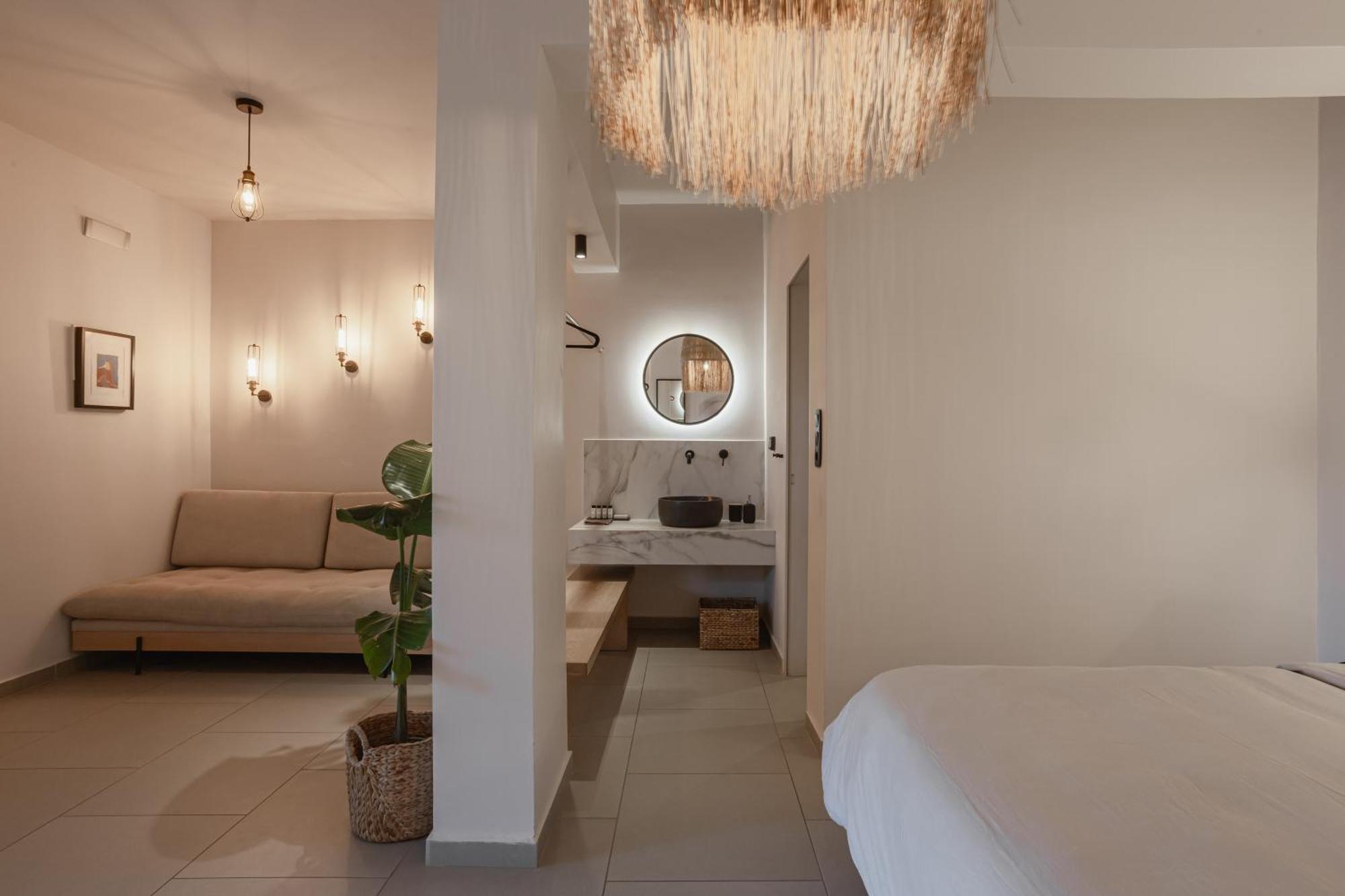 Amal Kythnos Suites מראה חיצוני תמונה