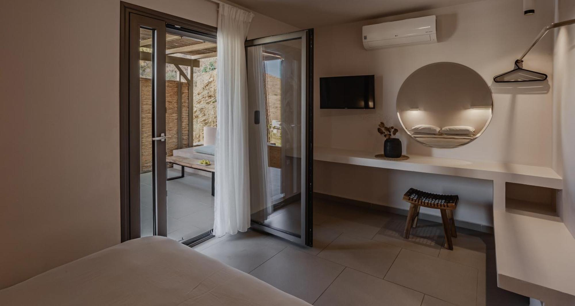Amal Kythnos Suites מראה חיצוני תמונה