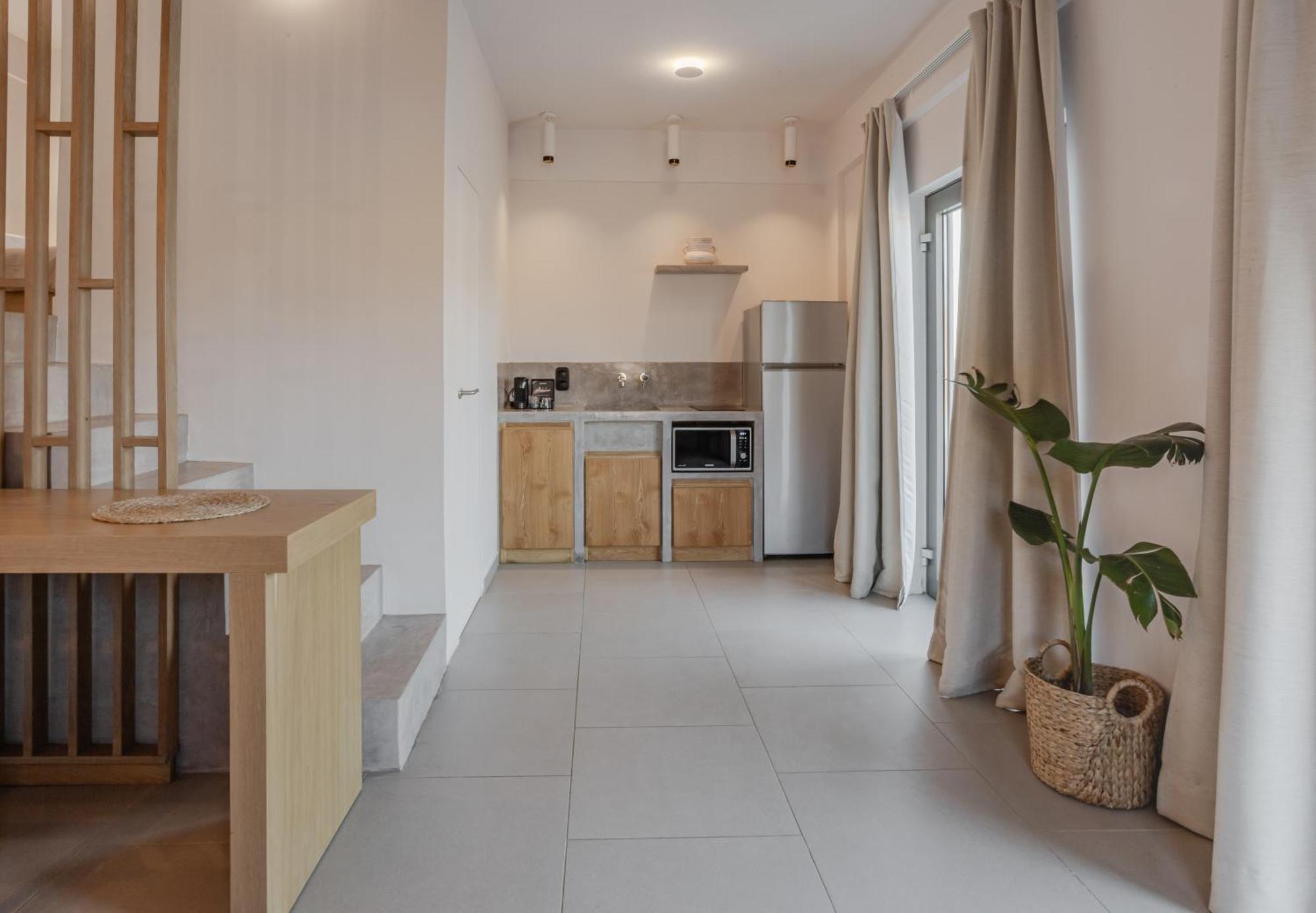 Amal Kythnos Suites מראה חיצוני תמונה