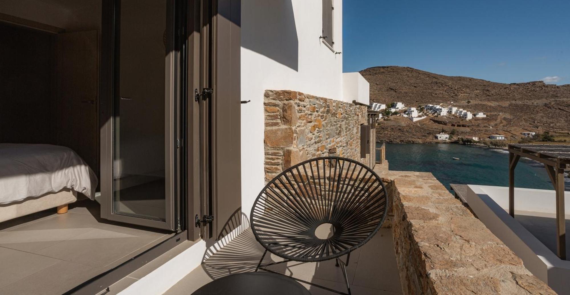 Amal Kythnos Suites מראה חיצוני תמונה